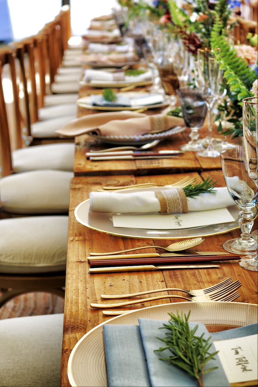 charting your wedding bliss: 10 creative seating arrangement ideas